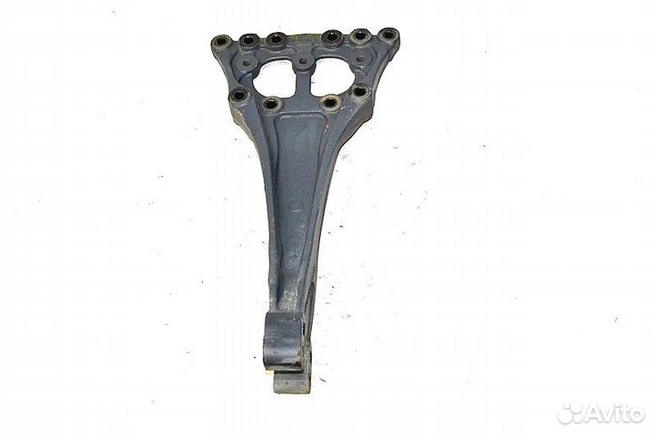 Кронштейн реактивной тяги, вспомогательного моста