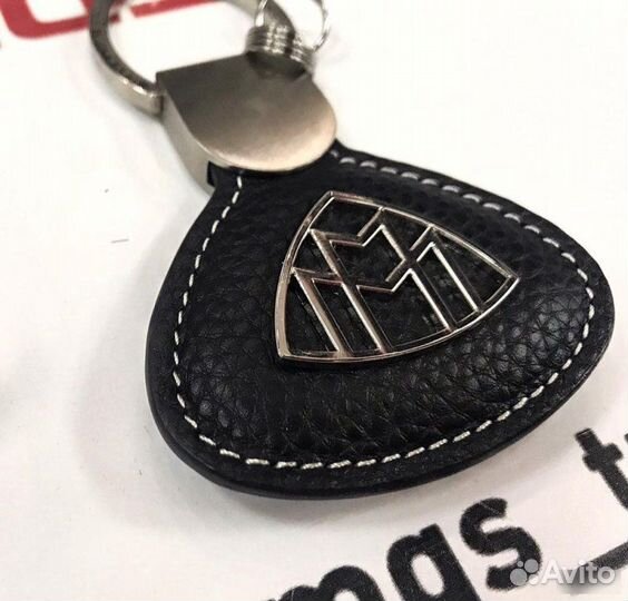 Кожаный брелок Maybach на ключ