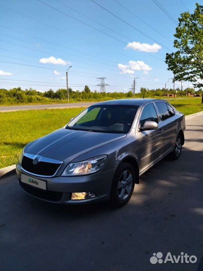 Skoda Octavia 1.6 AT, 2011, 134 000 км
