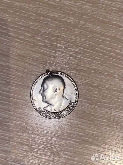 Монета Christian Dior оригинал