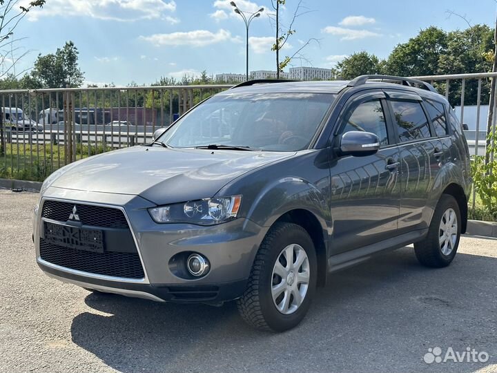 Mitsubishi Outlander 3.0 AT, 2014, 99 827 км