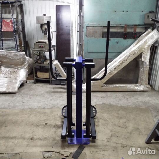 Уличный тренажер лыжный ход AVU037