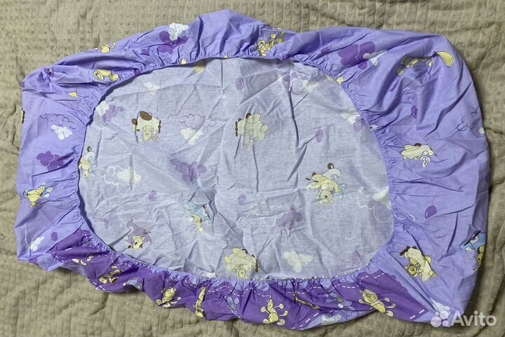 Простынь на резинке 120:60 новая