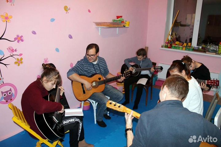 Уроки игры на гитаре (песни под гитару)