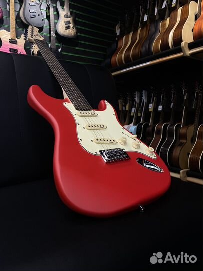 Электрогитара Fender стиль стратокастер (Новая)