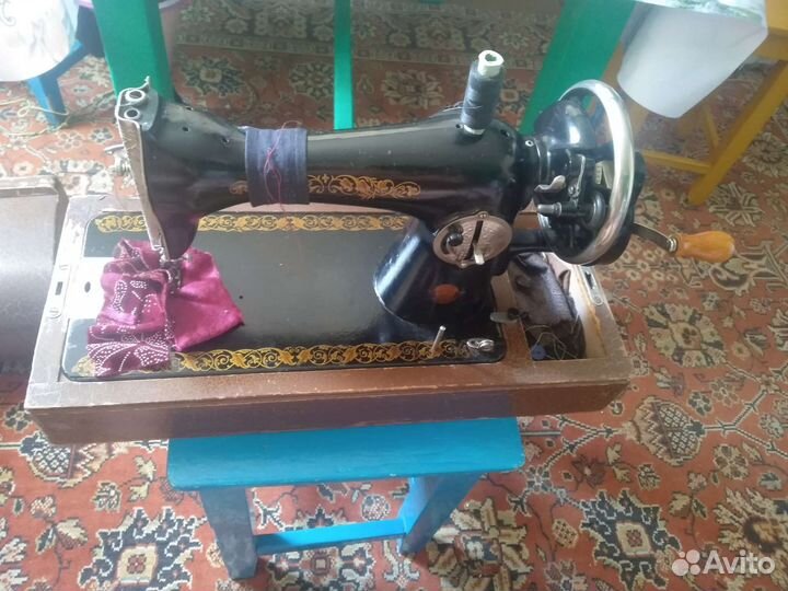 Швейная машинка