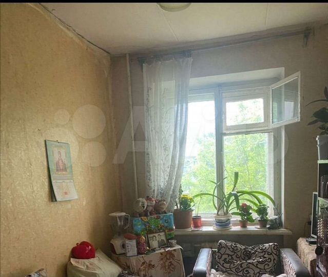 Комната 9,5 м² в 5-к., 3/5 эт.