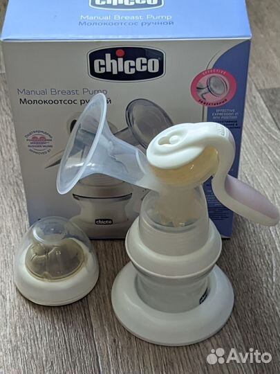 Ручной молокоотсос chicco и бутылочка avent