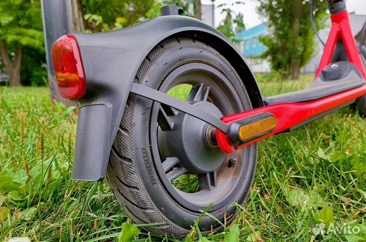 Электросамокат ninebot kickscooter D18U