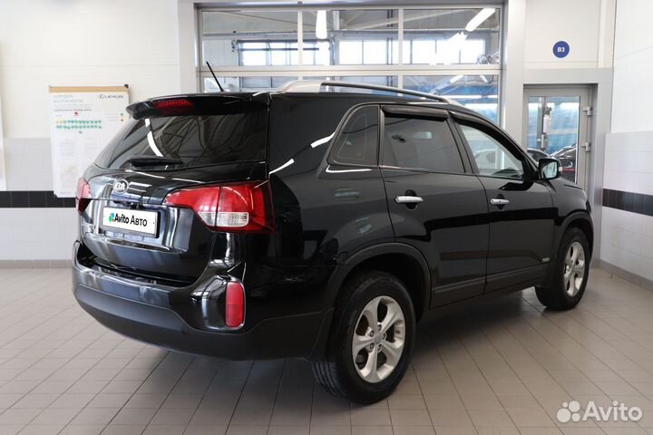 Kia Sorento 2.4 AT, 2012, 200 100 км