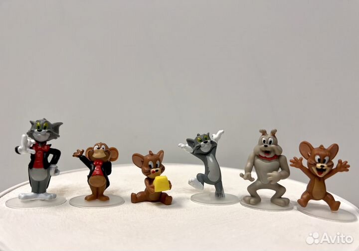 Игрушки Киндер Том и Джери