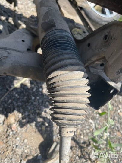 Пыльник рулевой рейки Bmw X5M E70 S63 4.4I 2011