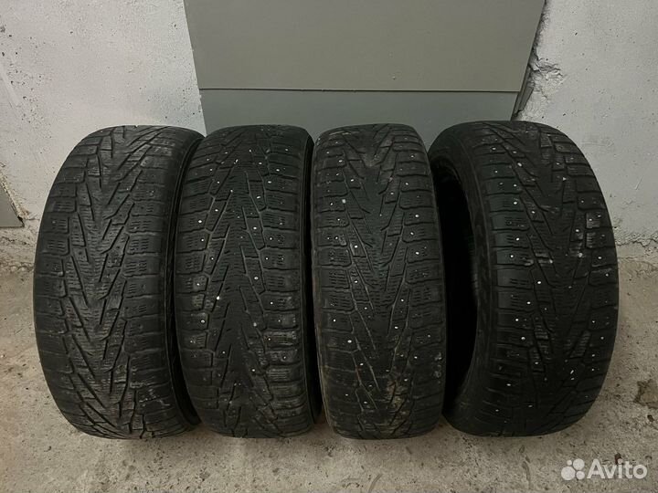 Nokian Tyres Hakkapeliitta 7 SUV 235/60 R18