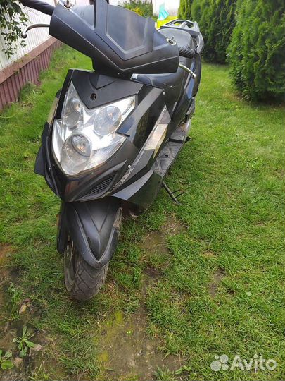 Продам скутер 150куб