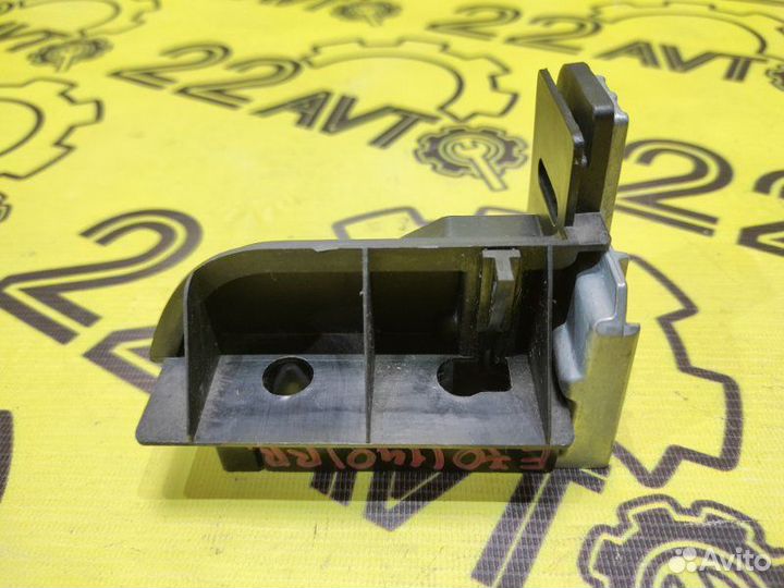 Крепление полки багажника заднее правое Bmw X5 E70