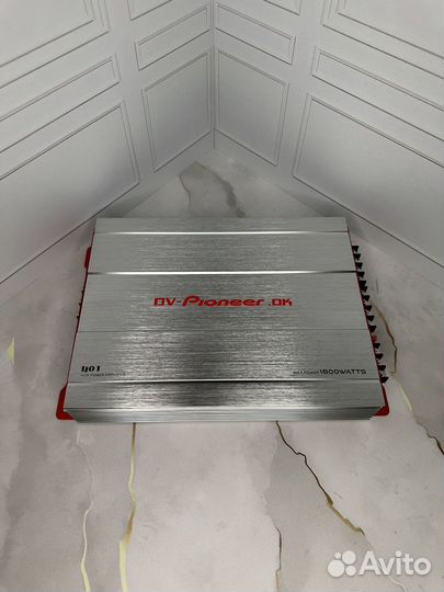 Новый устлитель Pioneer 401 1800W