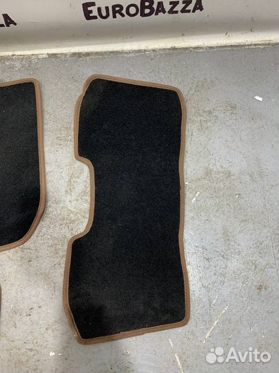 Напольные коврики салона Mercedes W211