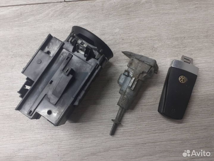Замок зажигания Volkswagen Passat B6 / CC