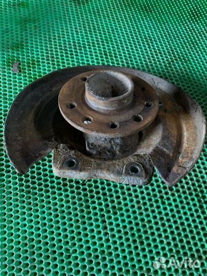 Ступица задняя правая Opel Astra H Z18XER 2007