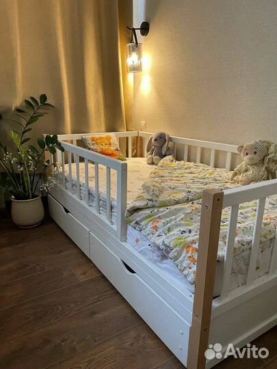 Кровать подростковая c матрасом