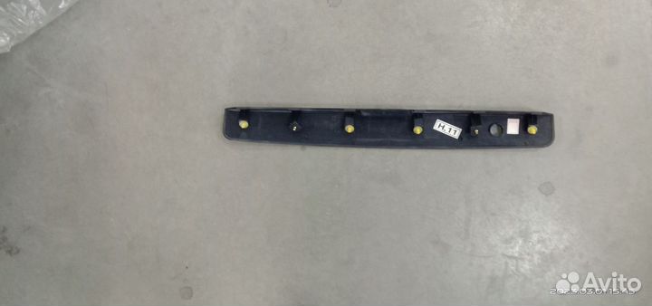 Накладка крышки багажника Hyundai Accent