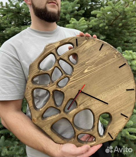 Часы из дерева ручной работы