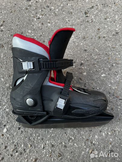 Коньки для мальчика р.36-40