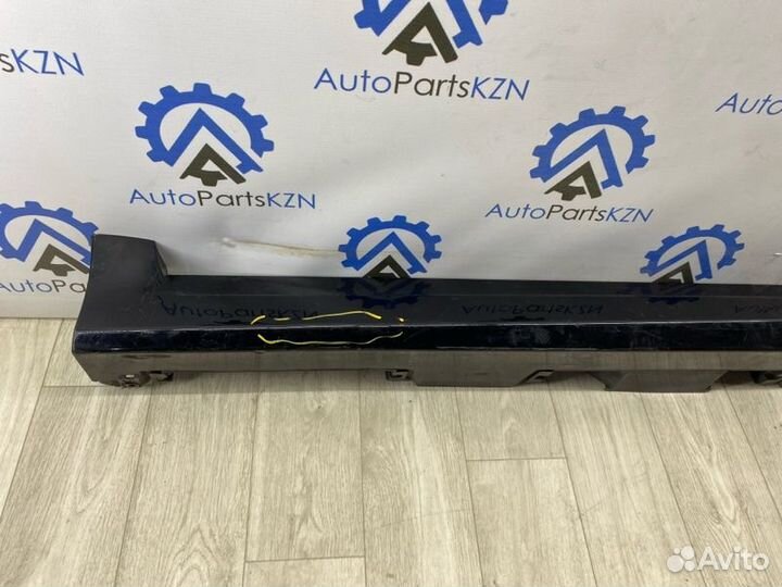 Молдинг порога левый Toyota Camry XV50