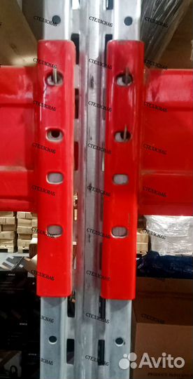 Фронтальные стеллажи для склада Медведь б/у лот 16