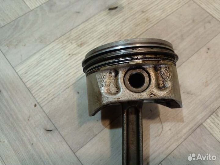 Поршень шатун Renault Logan 2 K7M 1.6Л