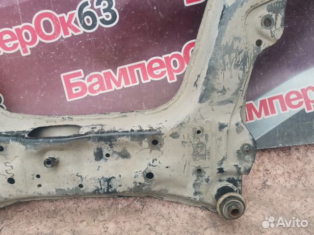 Балка подвески Nissan Juke