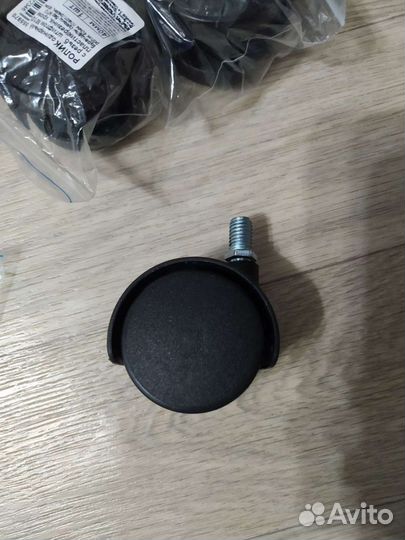 Колесики для мебели с резьб.штифтом 10