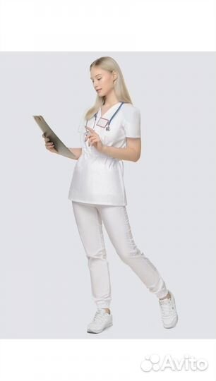 Медицинский костюм