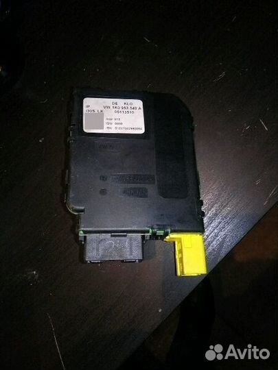 VW гольф 5 модуль комбинации подрулевых переключат