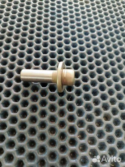 Suzuki GSX-R1000 К3 K4 толкатель штанги сцепления