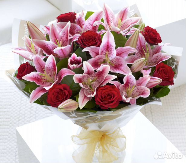 Букеты из живых цветов