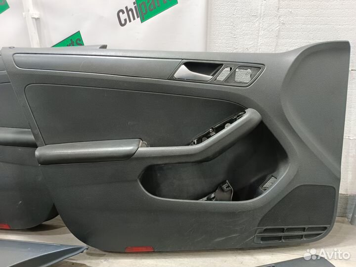 Комплект дверных карт для Volkswagen Jetta 6