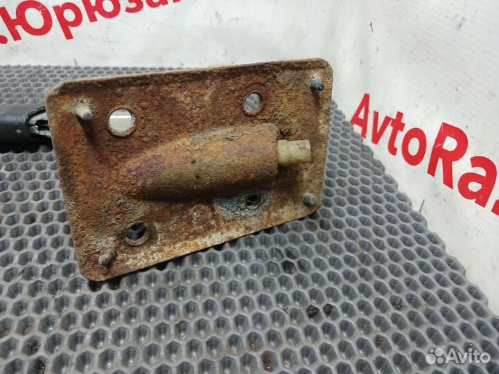 Ручник Iran Khodro Samand