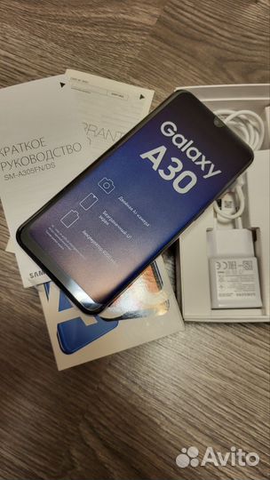 Samsung Galaxy A30, 4/64 ГБ