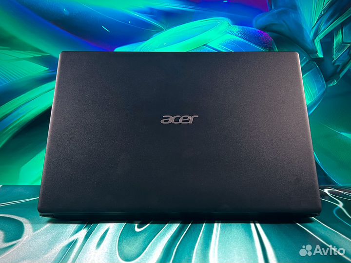 Ультрабук Acer Extensa / Intel UHD / Core i5