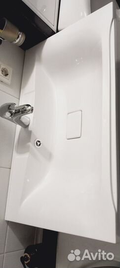 Тумба с раковиной для ванной новая