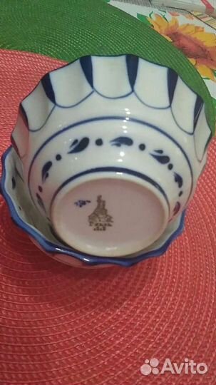 Гжель,пиалки,доска мал разделочная