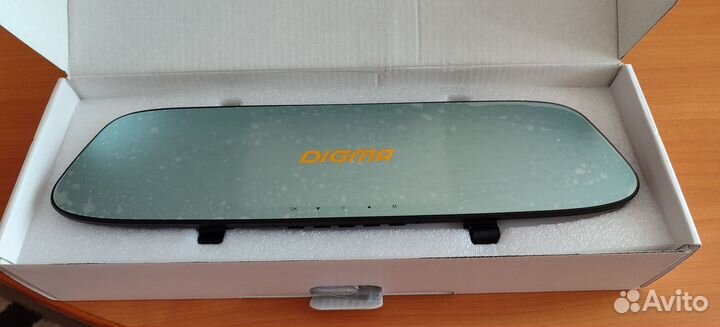 Видеорегистратор digma FreeDrive 404 mirror dual