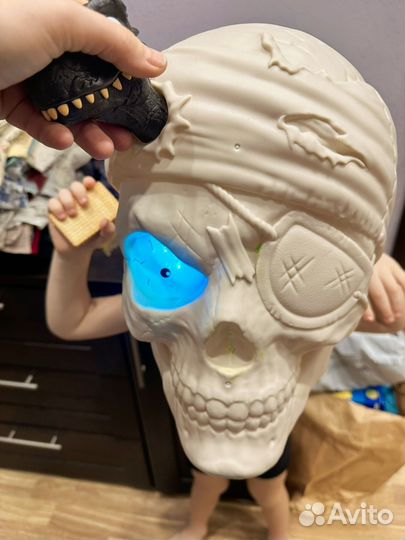 Пустые коробки Черепа от наборов Zuru Smasher