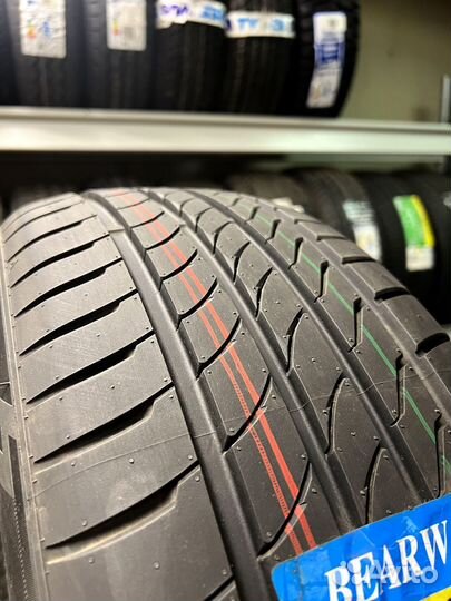 Bearway BW388 215/50 R17 102T