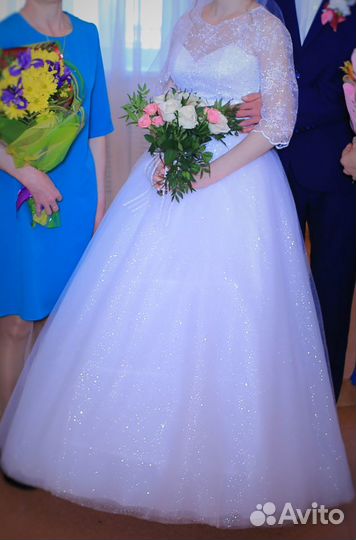 Свадебное платье