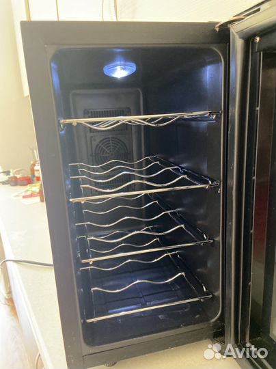 Холодильник для вина Braun