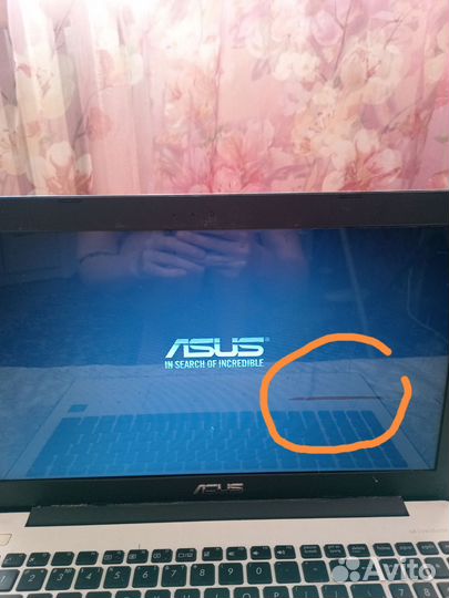 Ноутбук asus