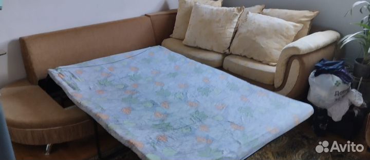 Угловой диван бу