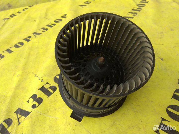 Моторчик печки Citroen C4 2 B7 2011-2016 хэтчбек